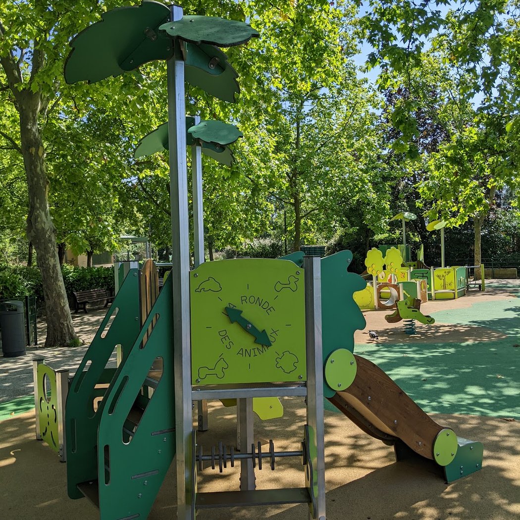 Aire de jeux pour enfants 3